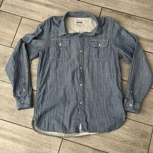Obey 100% Cotton Chambray Button Up Shirt Large GUC